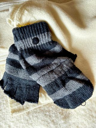 Mitones de lana pura 65%. Austriacos Precio x unid