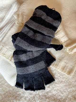 Mitones de lana pura 65%. Austriacos Precio x unid
