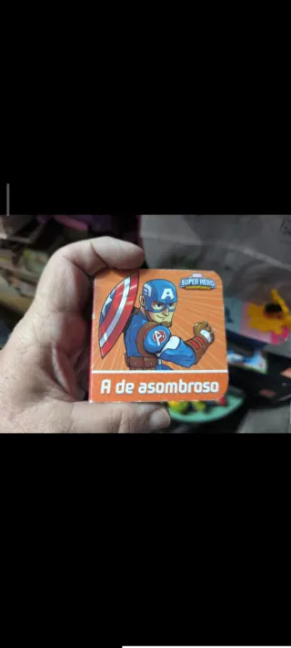 10 libritos MARVEL SUPER HERO