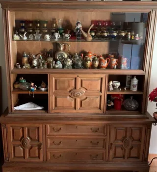 Muebles antiguos. Negociable. Urge.