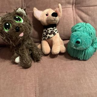 Lote 3 peluches perros