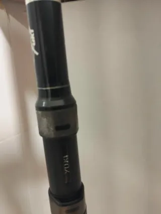 Caña Surfcasting Yuki Híbrida