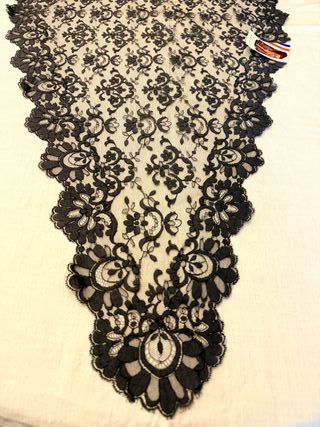 Mantilla goyesca francesa gris foncé