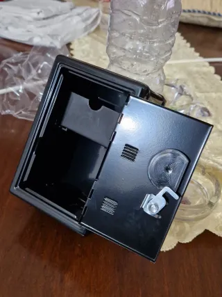 Mini Cassaforte Salvadanaio Metallo