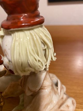 Statua Capodimonte Pagliaccio con Sassofono