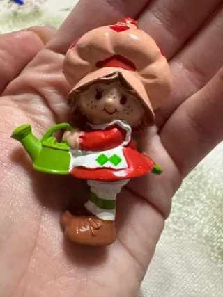 Muñeca Goma Tarta de Fresa