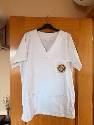 Casaca pijama UAX blanca