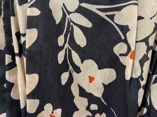 Falda Naf Naf floral talla 36