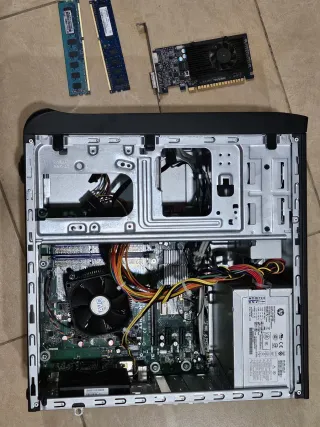 Torre HP Pavilion P6-2036esm Negra