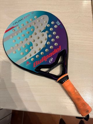 Pala Bullpadel Flowlight