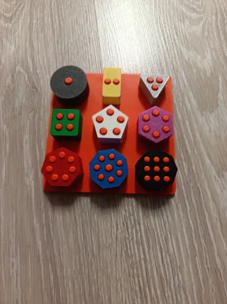 Juego de encaje formas geométricas