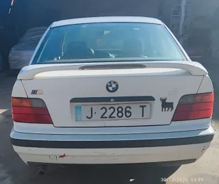BMW 318i e36