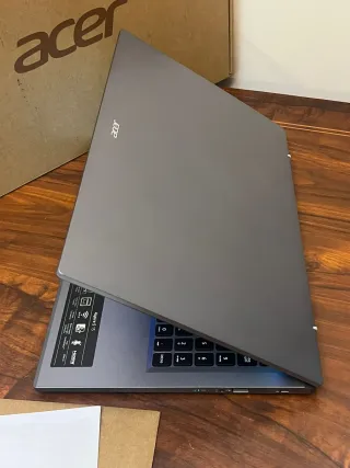 Portátil Acer Aspire 5 15 512GB Intel i7 15.6 FHD
