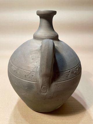 Recipiente de cerámica negra La Bisbal d’Emporda