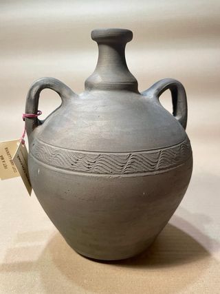 Recipiente de cerámica negra La Bisbal d’Emporda