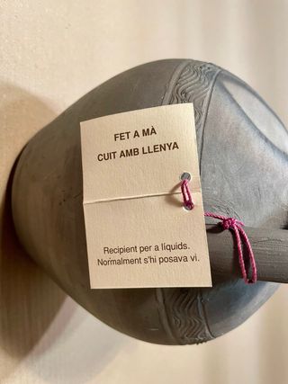 Recipiente de cerámica negra La Bisbal d’Emporda