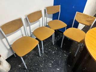 Mesa redonda extensible y 4 sillas comedor