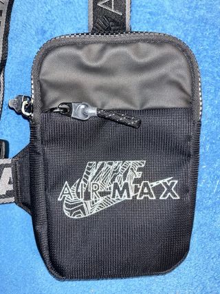 Riñonera Nike Air Max Negra