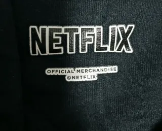 Sudadera Stranger Things Oficial Netflix Negra