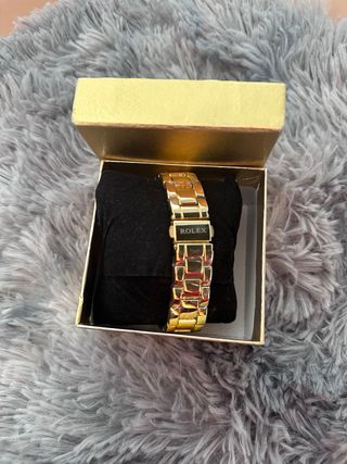 Reloj Rol Dorado y Blanco
