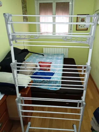 Tendedero vertical plegable