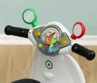 Moto Vespa para niños