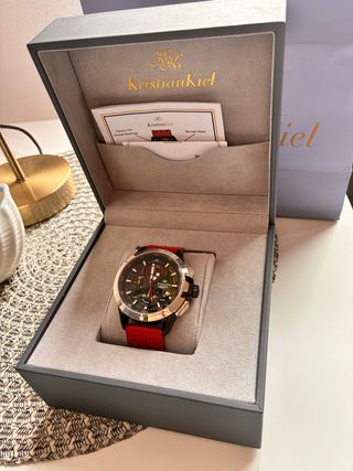 Reloj Kristian Kiel Negro y Rojo