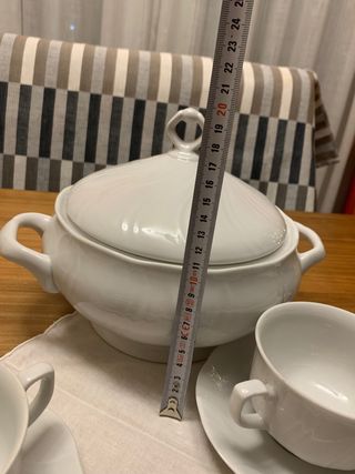Elegante sopera de porcelana blanca, 10 piezas