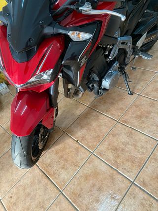 Kawasaki Z900 - 11.000 km todo de origen