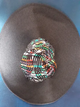 SOMBRERO DE PLAYA NINE WEST TALLA UNICA NUEVO. CON