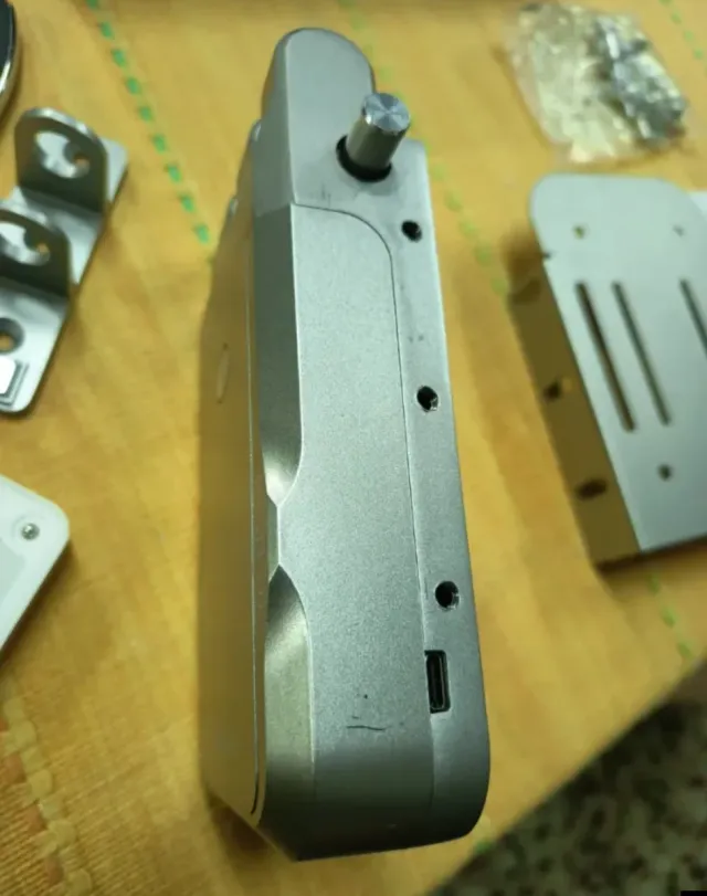 Cerrojo Inteligente Invisible