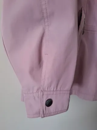 Parka rosa con capucha desmontable