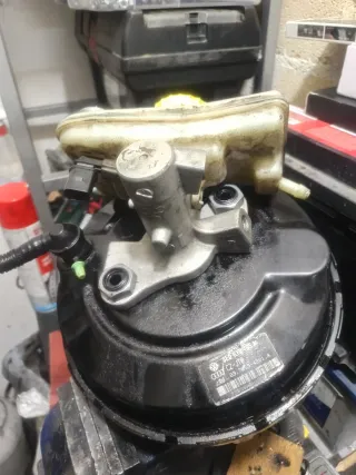 Servofreno y bomba Audi A4 B6/B7