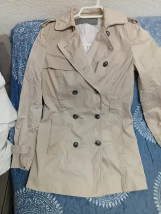 Lote Zara: Chaqueta y Gabardina