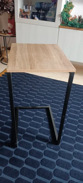 Mesita auxiliar sofá metal y madera