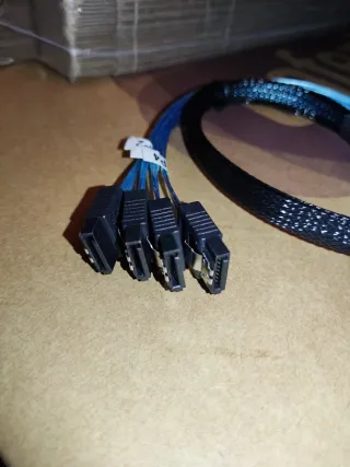 Controladora SAS LSI L3-25239-27B 6Gb