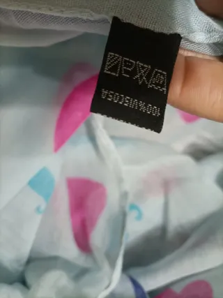 Sciarpa con cuori e baffi