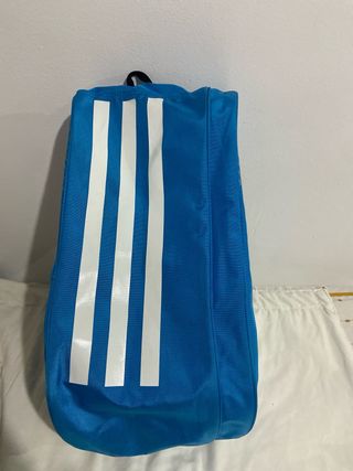 Paletero de Padel adidas.