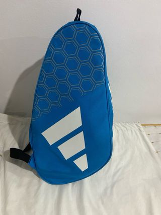 Paletero de Padel adidas.