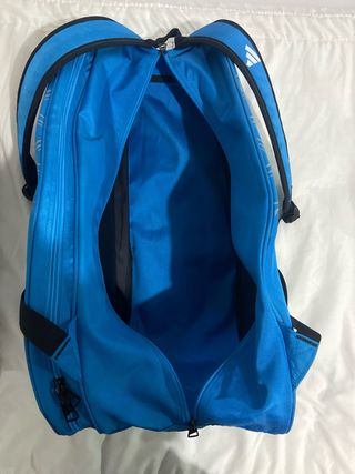 Paletero de Padel adidas.