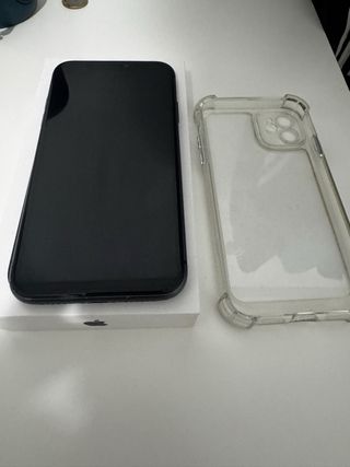 iPhone 11 Negro + Funda Transparente