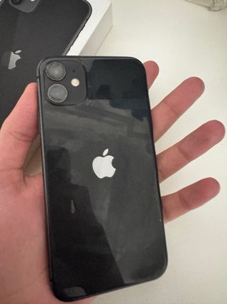 iPhone 11 Negro + Funda Transparente