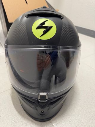 Casco Scorpion EXO-R1 Carbon con Cardo Spirit