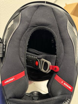 Casco Scorpion EXO-R1 Carbon con Cardo Spirit