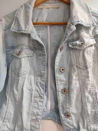 Cazadora vaquera Stradivarius mujer