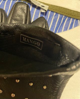Guantes de piel con tachas de Mango