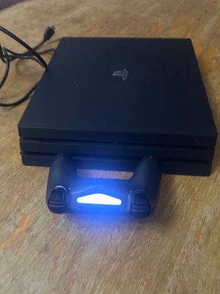 PlayStation 4 Pro (PS4 Pro) Negra 1TB