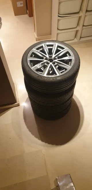 Llantas audi A1 st-line + neumáticos .