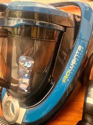 Aspiradora Rowenta Silence Force Azul