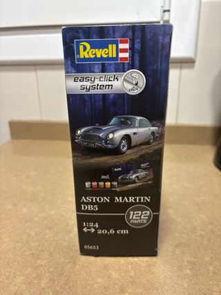 Maqueta Revell Aston Martin DB5 007 Goldfinger